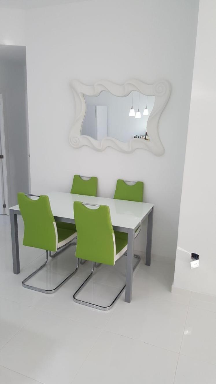 White Apartment Alicante Dış mekan fotoğraf